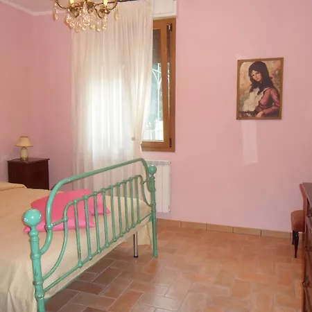 Agriturismo Poponi Κατάλυμα σε φάρμα Τόντι