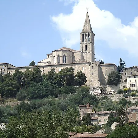 Agriturismo Poponi * Тоди