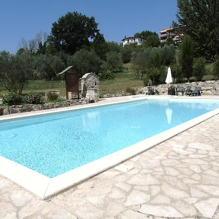 Agriturismo Poponi * Τόντι