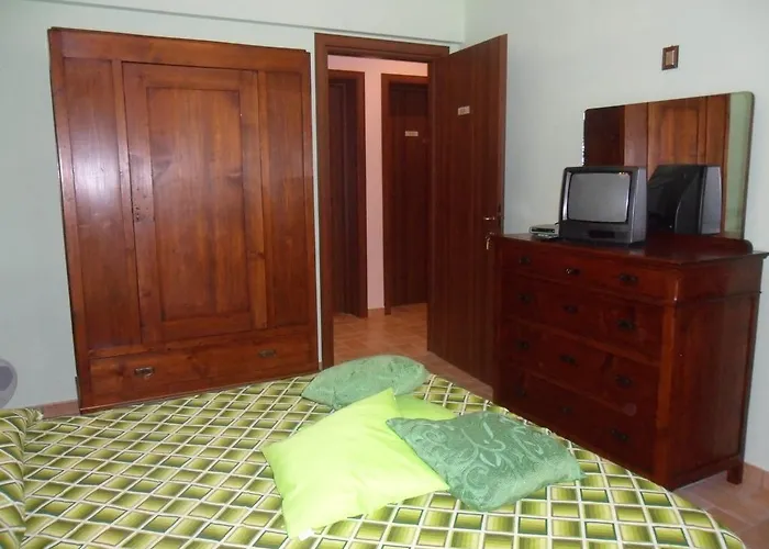 Agriturismo Poponi Bauernhof *